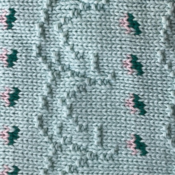 Vintage Floral Pretty Mink Green Hand-knit Cotton Vest - Picture 7 of 8